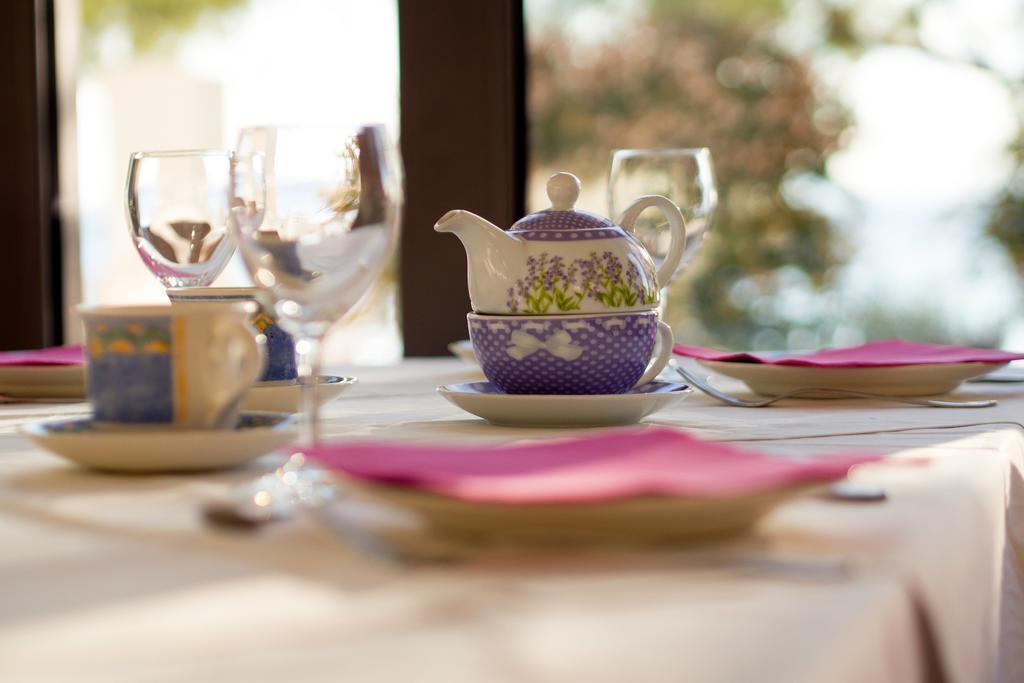 Beach Guesthouse Mediteran Podstrana Rom bilde