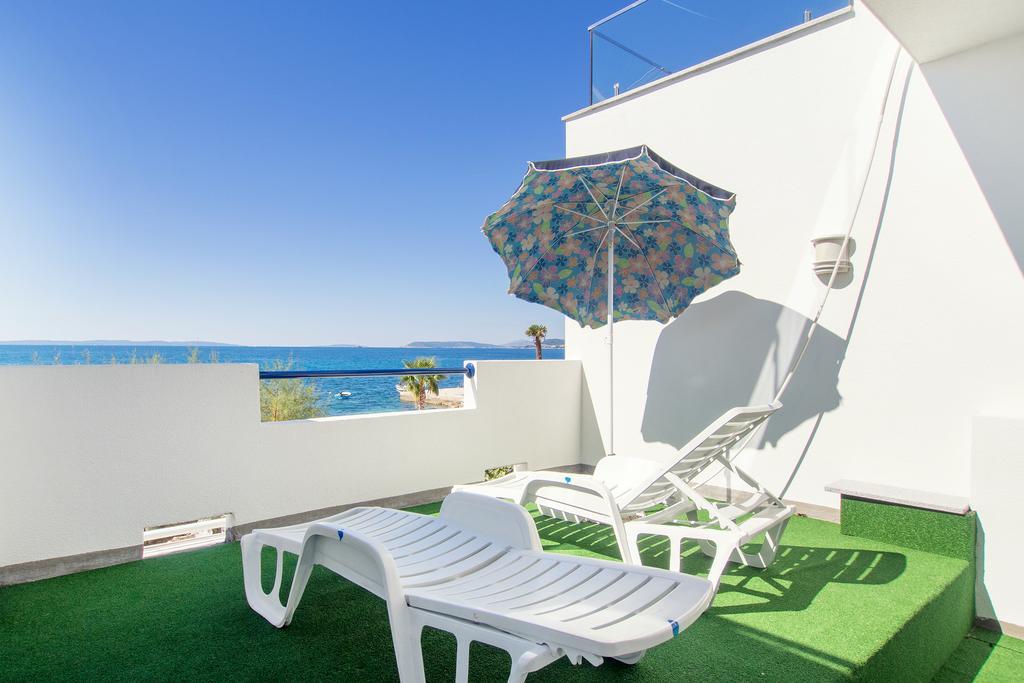 Beach Guesthouse Mediteran Podstrana Rom bilde