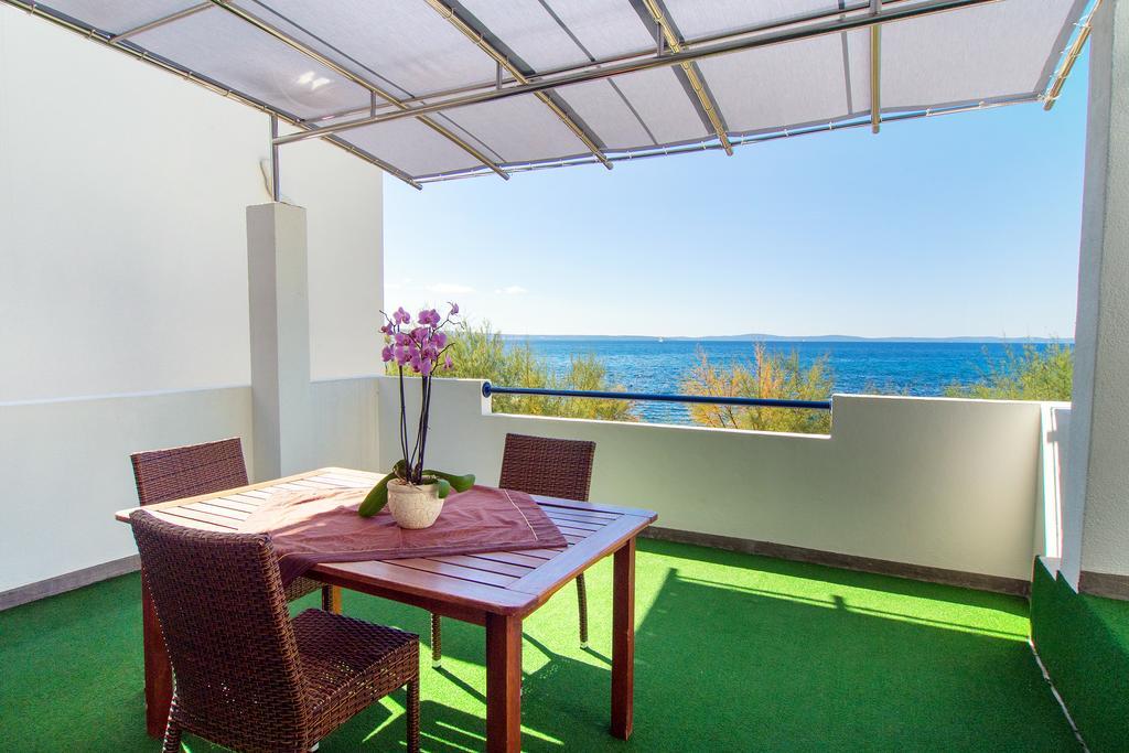 Beach Guesthouse Mediteran Podstrana Rom bilde