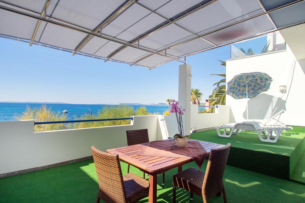 Beach Guesthouse Mediteran Podstrana Rom bilde